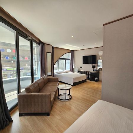 Sunland Hotel Jeju Exteriör bild
