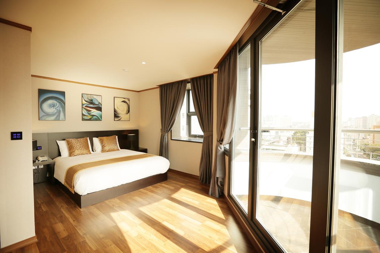 Sunland Hotel Jeju Exteriör bild